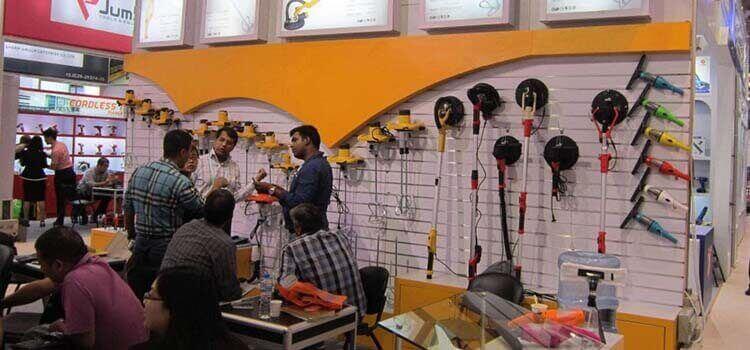 البحث عن موردين عبر المعارض التجارية الصينية